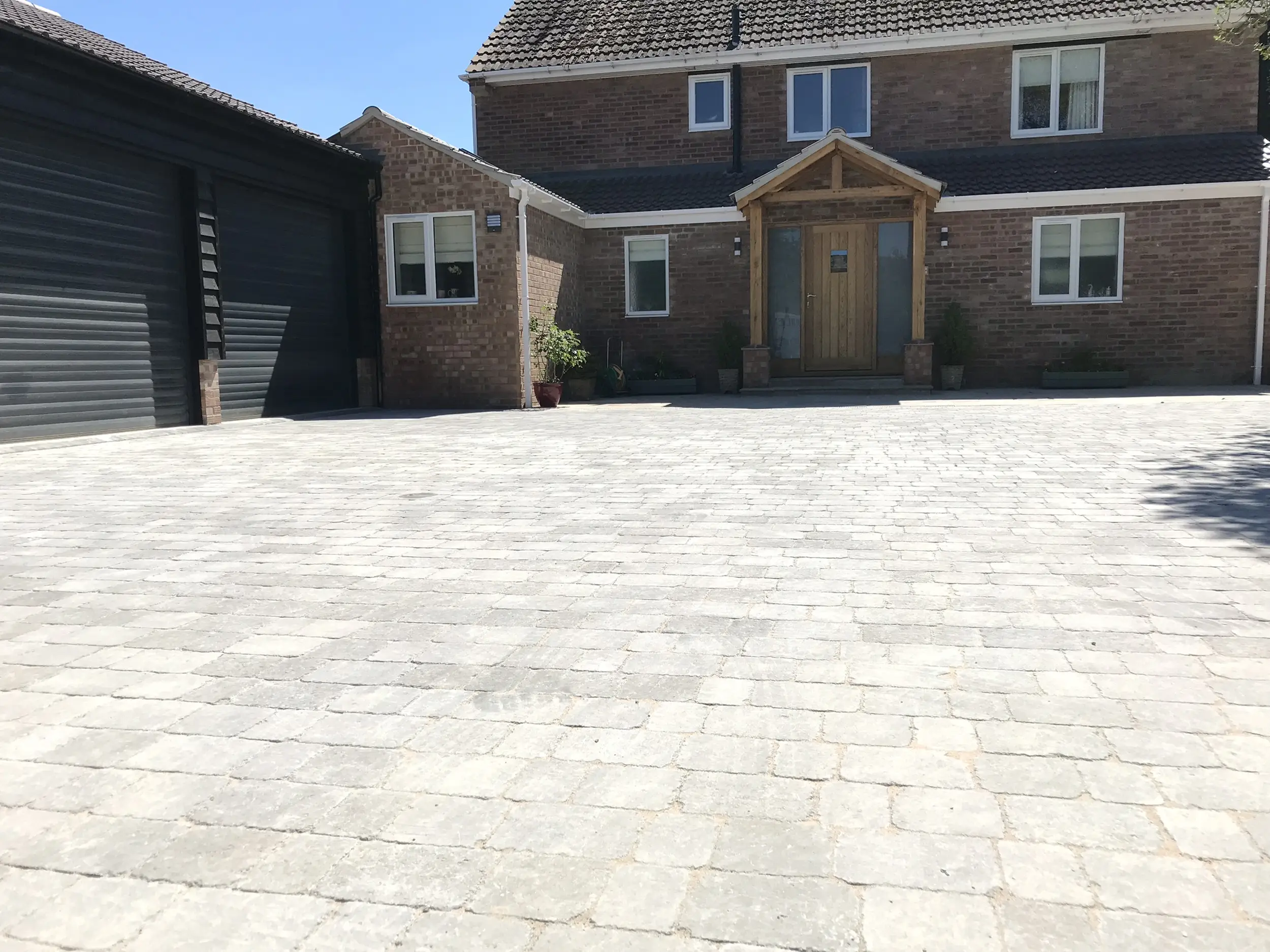 Completed driveway and entrance by Ablewood